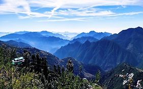 La Riqueza Dhanolti View # Near To Eco Park & Surkanda Devi Temple # Mountain View Rooms With Balcony # Big Parking # Customer Favourite Hotel
