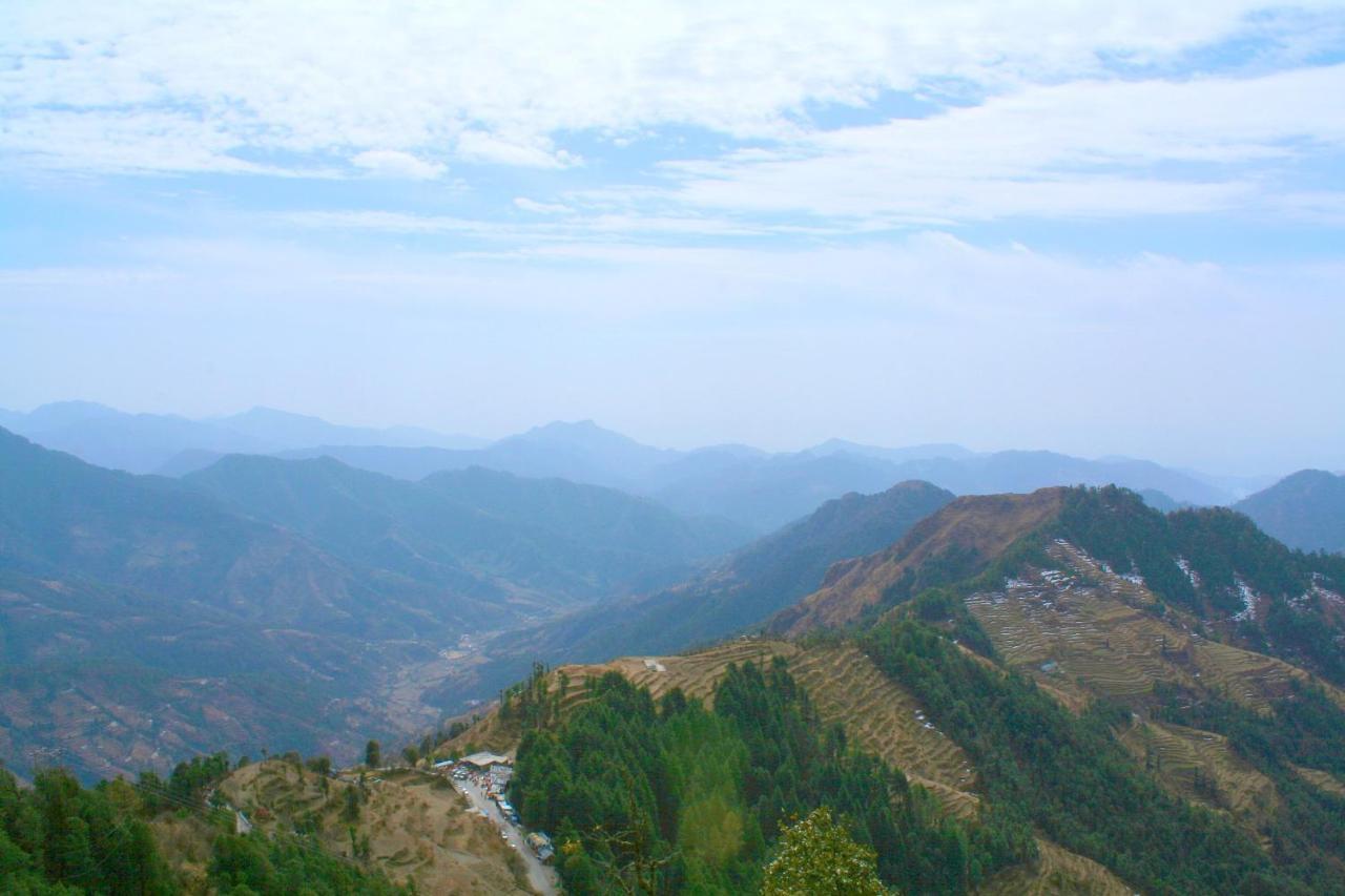 La Riqueza Dhanolti View # Near To Eco Park & Surkanda Devi Temple # Mountain View Rooms With Balcony # Big Parking # Customer Favourite Hotel Dhanaulti Exterior photo